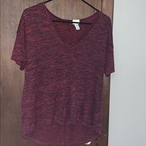 Casual V-neck shirt